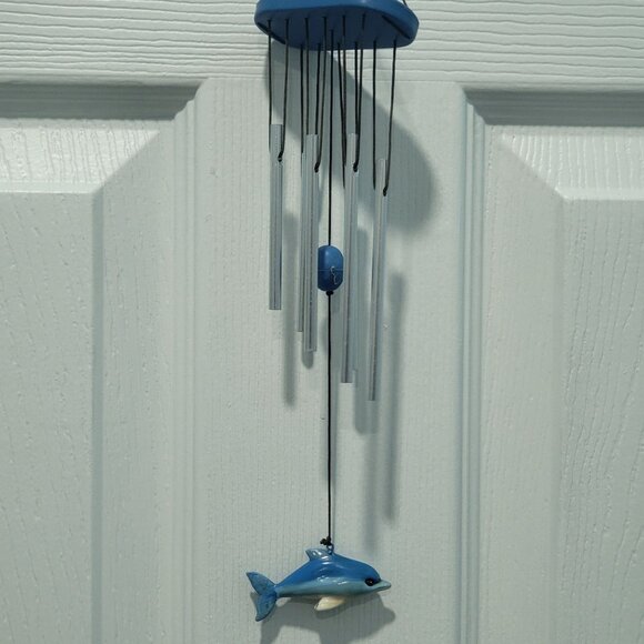Blue Dolphin Acrylic Metal Hanging Wind Chimes - Picture 5 of 12